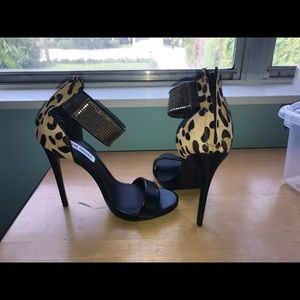 Steve Madden stilettos